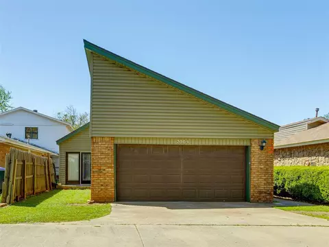 2005 Oakhurst Ave, Norman, OK 73071