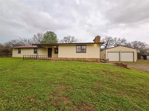 45607 River Rd, Shawnee, OK 74801