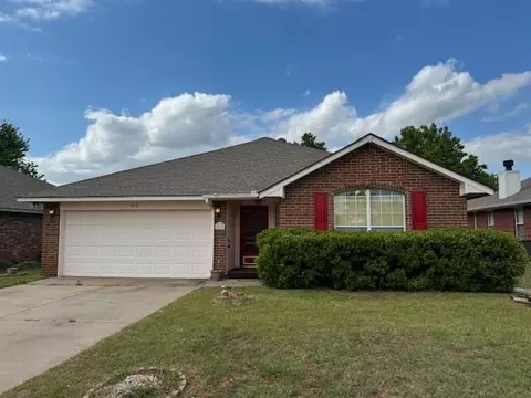 813 Cavecreek St, Norman, OK 73071