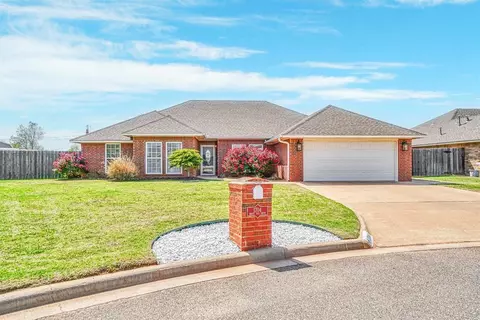 1704 White Tail Dr, Altus, OK 73521