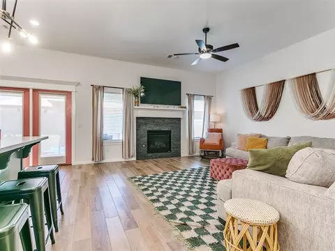 2821 Hazel Holw, Moore, OK 73160 photo 6