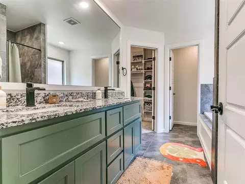 2821 Hazel Holw, Moore, OK 73160 photo 25