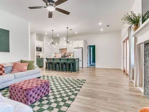 2821 Hazel Holw, Moore, OK 73160 photo 8