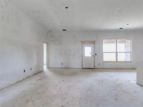 15977 Cimarron Trl, Mcloud, OK 74851 photo 3