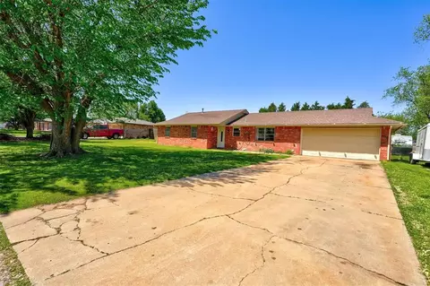10 Ken Dr, Guthrie, OK 73044