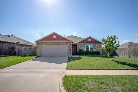 9609 Kindsey Ave, Moore, OK 73160
