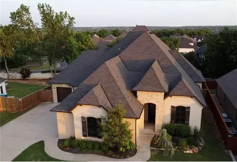 2808 Bison Dr, Edmond, OK 73034