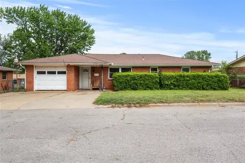 1010 N Randall Rd, Weatherford, OK 73096