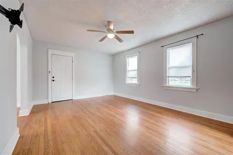 2070 Harrison Ave, Harrah, OK 73045 photo 7