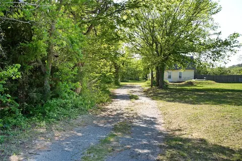 21800 E Reno Ave, Harrah, OK 73045
