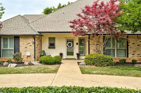1505 Eagle Dr, Edmond, OK 73034 photo 5