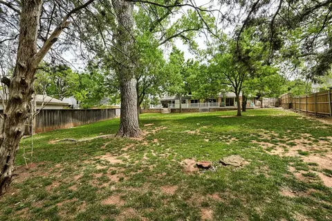 1505 Eagle Dr, Edmond, OK 73034 photo 46