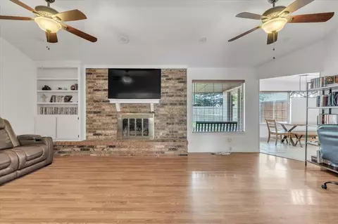 313 E Platt Dr, Yukon, OK 73099 photo 6