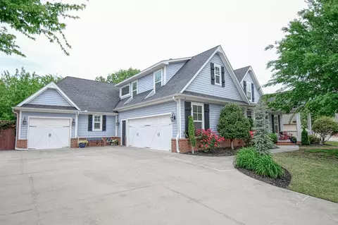 841 Lakewood Dr, Norman, OK 73072