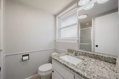 607 E 27th St, Edmond, OK 73013 photo 31