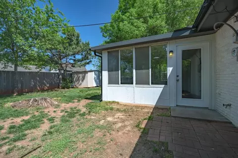 607 E 27th St, Edmond, OK 73013 photo 43