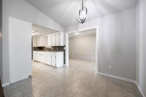 607 E 27th St, Edmond, OK 73013 photo 12