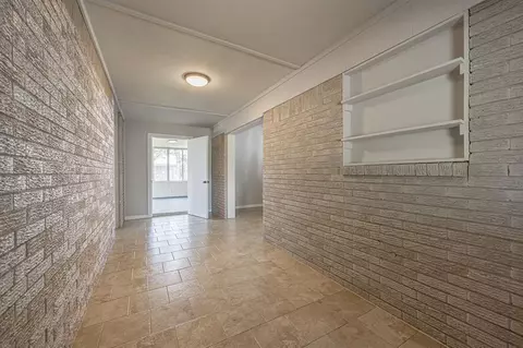 607 E 27th St, Edmond, OK 73013 photo 8