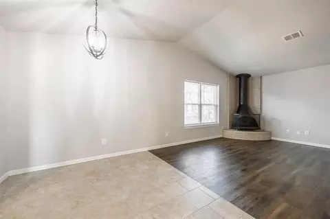 607 E 27th St, Edmond, OK 73013 photo 11