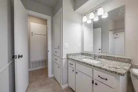 607 E 27th St, Edmond, OK 73013 photo 24