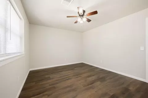 607 E 27th St, Edmond, OK 73013 photo 30