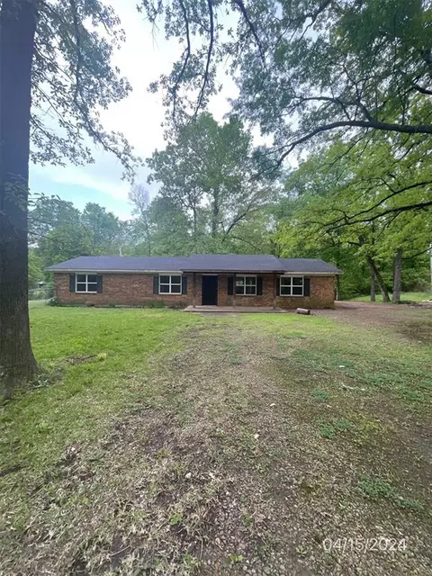 99 Flagstone Hill Ln, Idabel, OK 74745