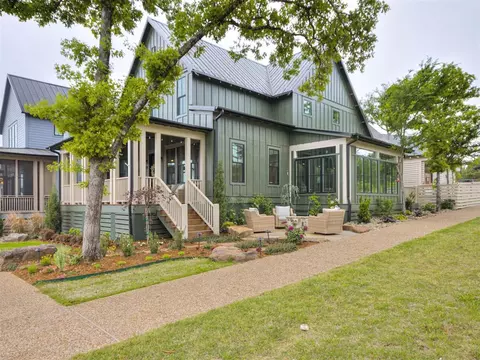59 Redbud St, Carlton Landing, OK 74432