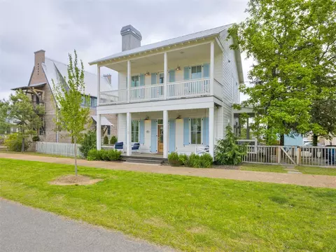 36 Boulevard St, Carlton Landing, OK 74432