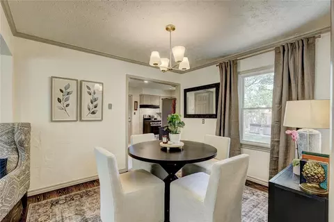 105 E 11th St, Edmond, OK 73034 photo 17