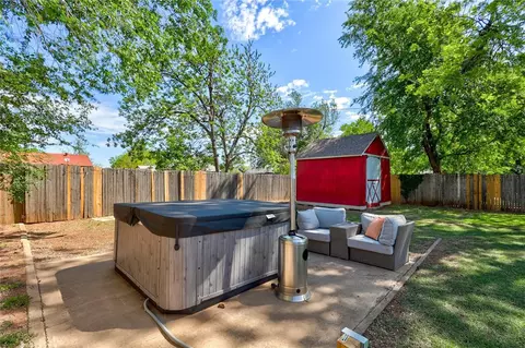 105 E 11th St, Edmond, OK 73034 photo 42