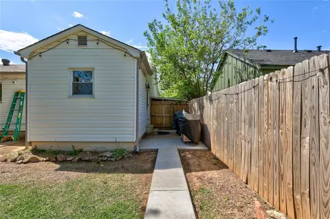 105 E 11th St, Edmond, OK 73034 photo 39