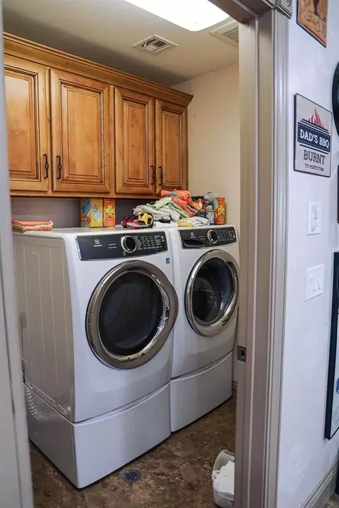 311 N Walnut St, Erick, OK 73645 photo 6