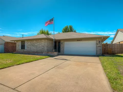10024 Fairfax Ter, Yukon, OK 73099