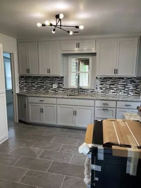 214 S Findlay Ave, Norman, OK 73071