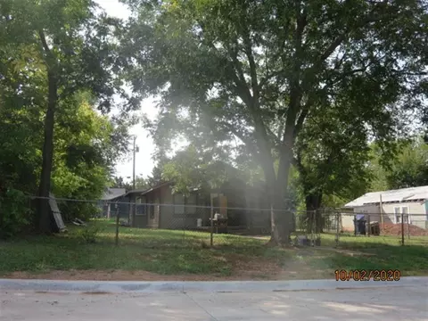 1414 NE 26th St, Oklahoma City, OK 73111