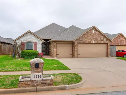 11740 SW 16th St, Yukon, OK 73099