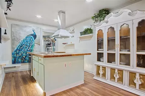 2404 NW 36th Ter, Oklahoma City, OK 73112