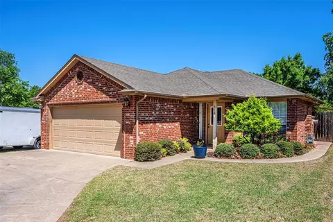 516 N Van Buren Ave, Blanchard, OK 73010