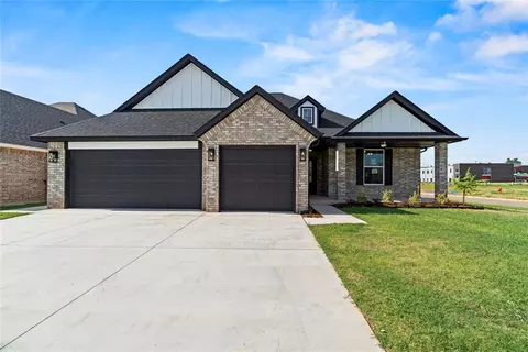 11724 SW 47th St, Mustang, OK 73064