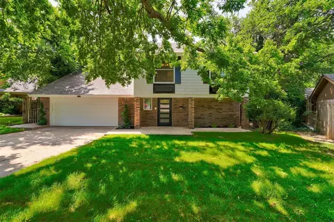 701 Quail Ridge Rd, Edmond, OK 73034