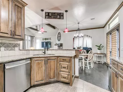 11749 SW 18th St, Yukon, OK 73099 photo 19