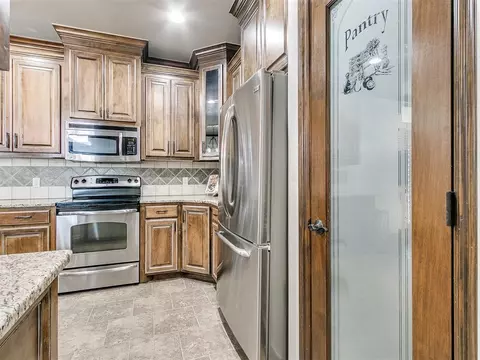 11749 SW 18th St, Yukon, OK 73099 photo 23