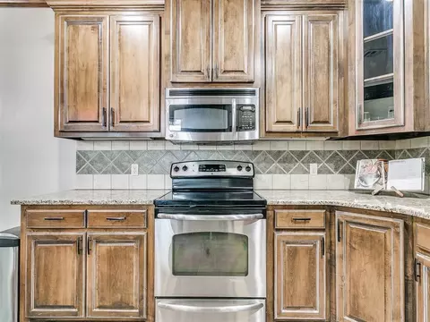 11749 SW 18th St, Yukon, OK 73099 photo 22