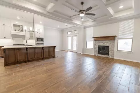 3401 Grady Ln, Moore, OK 73160