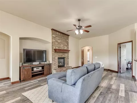 2486 Del Rey Rd, Harrah, OK 73045 photo 7