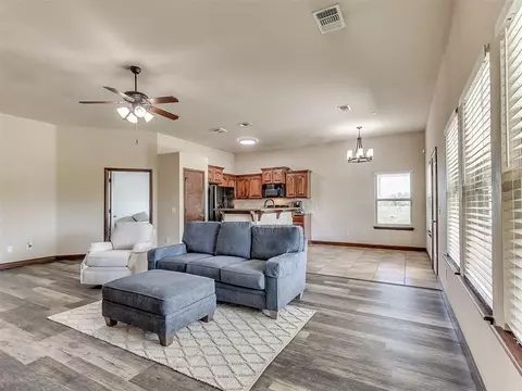 2486 Del Rey Rd, Harrah, OK 73045 photo 9
