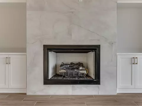 Living - 1929 Lago Dr, Moore, OK 73160 photo 2 of 2