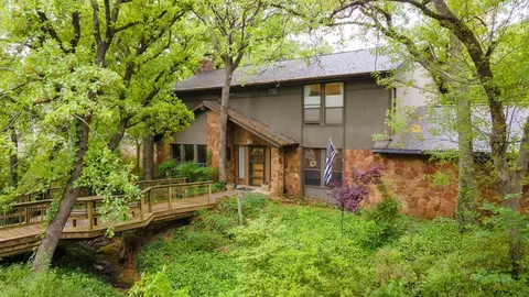 1712 Ridgecrest Rd, Edmond, OK 73013