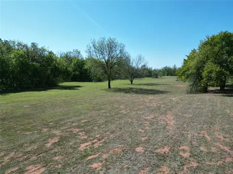 Walnut Drive, Tuttle, OK 73089 photo 3