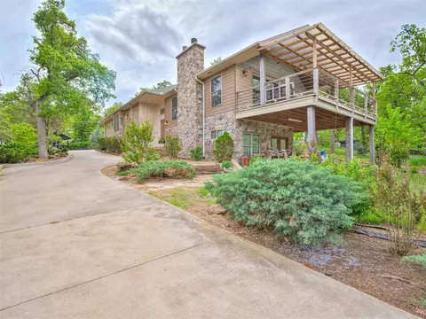 3123 N Wilburn Ave, Bethany, OK 73008